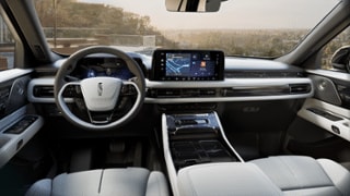 2026 Lincoln Lincoln Aviator Internal Image 2